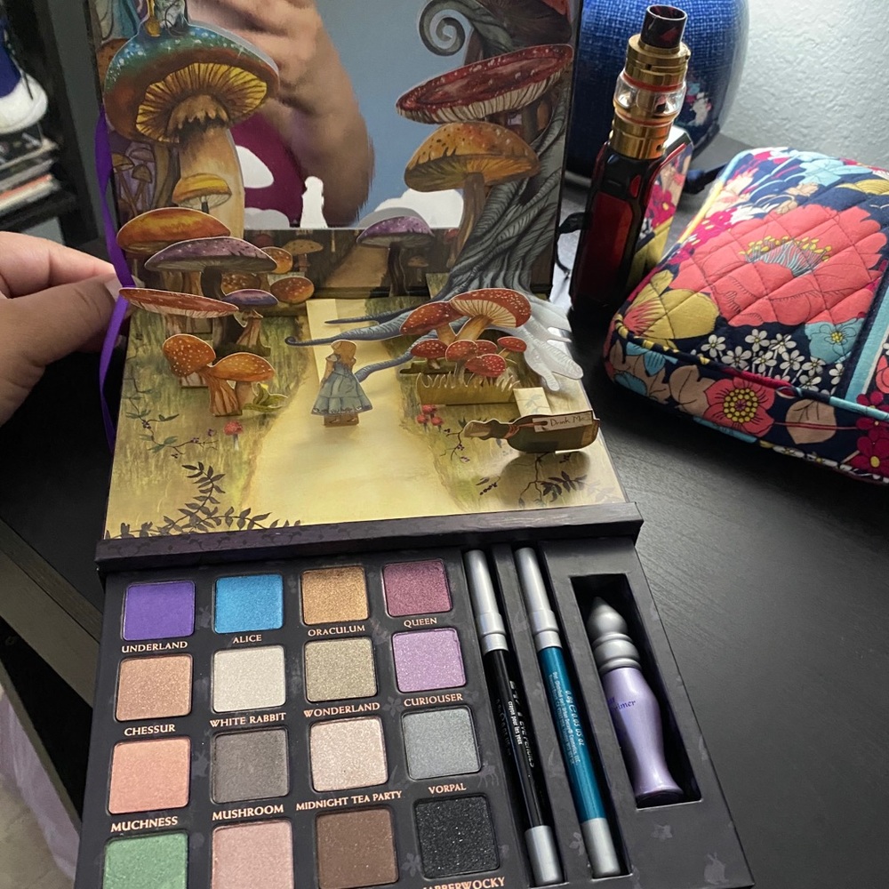 Urban decay Alice in wonderland makeup